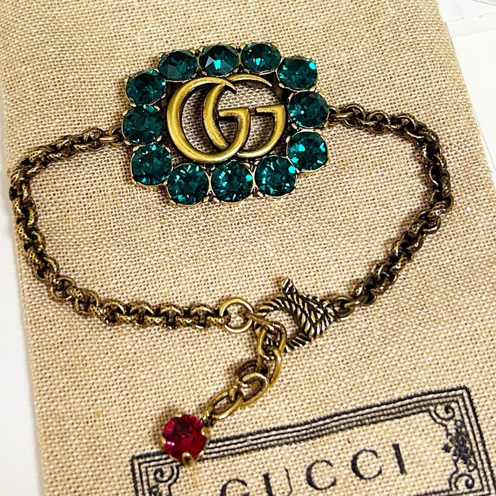 Authentic Gucci Antique Gold Plated Crystal Embellished GG Chain Bracelet - Picture 3 of 15